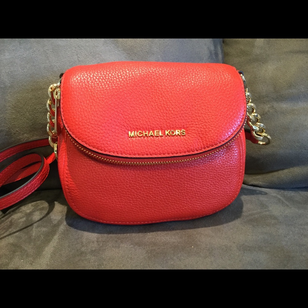 COPY - NWT Michael Kors Bedford Crossbody Color S…